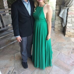 Lulu’s Kelly Green Maxi Dress. Backless.